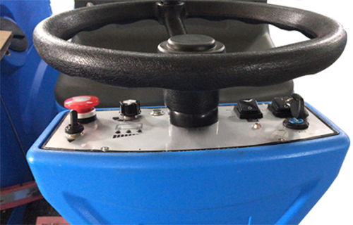 高效清洁新选择 商用驾驶式洗地机的应用与优势